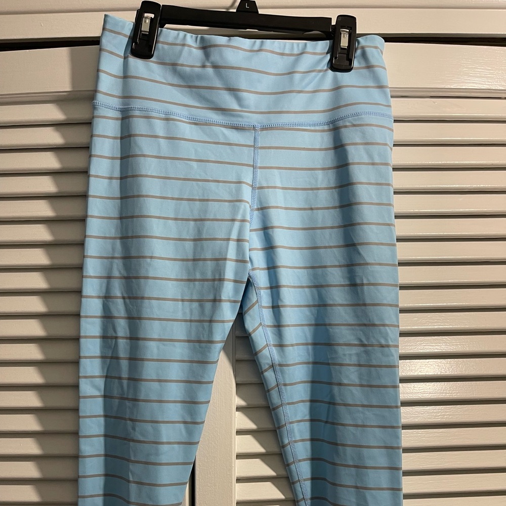 NWOT Kiava Striped Capris Medium Gray & sky Blue